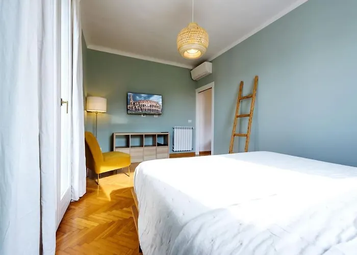 Suity I Enchanting Penthouse With Jacuzzi And Terrace